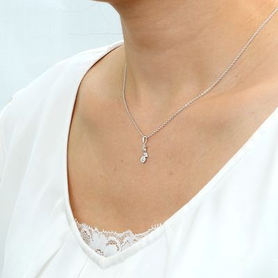 シルバーネックレス