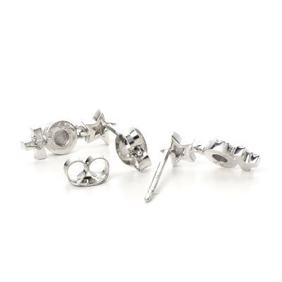 シルバースタッドピアス