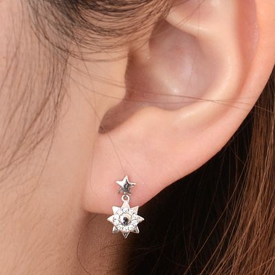 シルバースタッドピアス