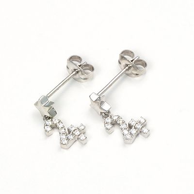 シルバースタッドピアス