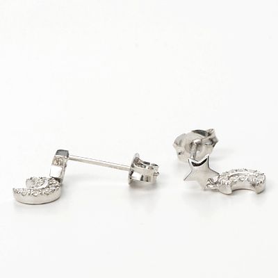 シルバースタッドピアス