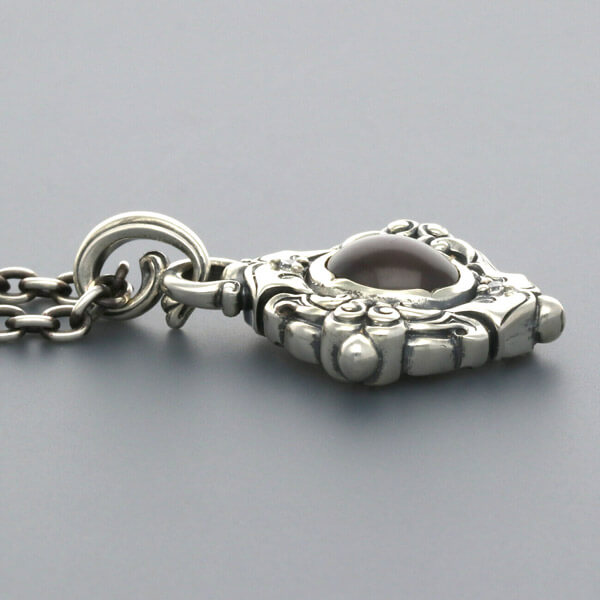 シルバーネックレス