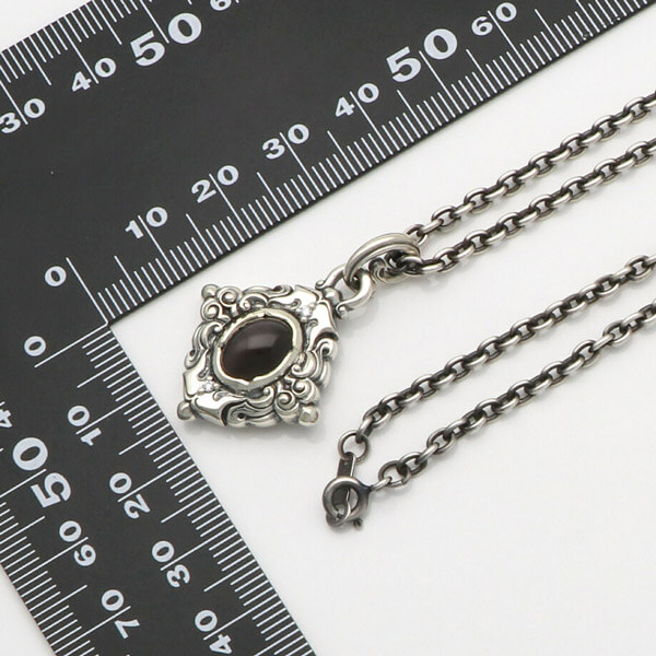 シルバーネックレス