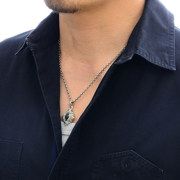 シルバーネックレス