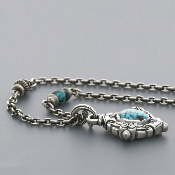 シルバーネックレス