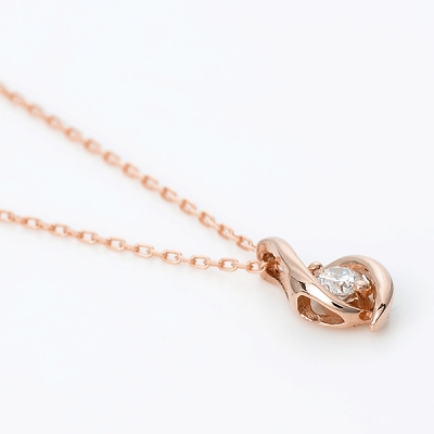 ピンクゴールドネックレス