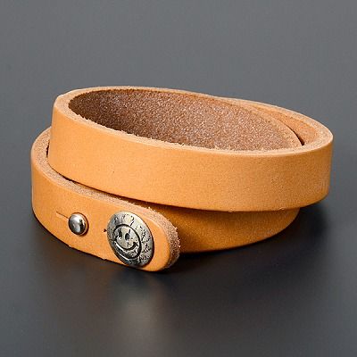 レザーブレスレット