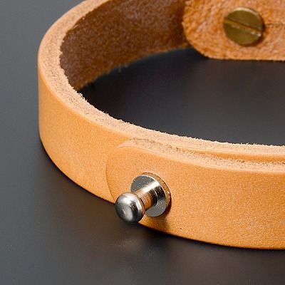 レザーブレスレット