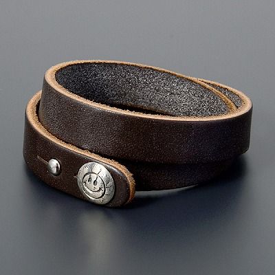 レザーブレスレット
