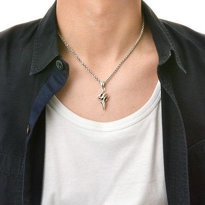 シルバーネックレス