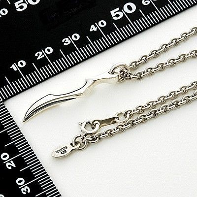 シルバーネックレス