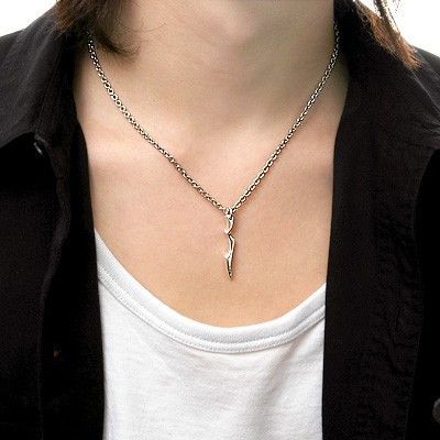 シルバーネックレス