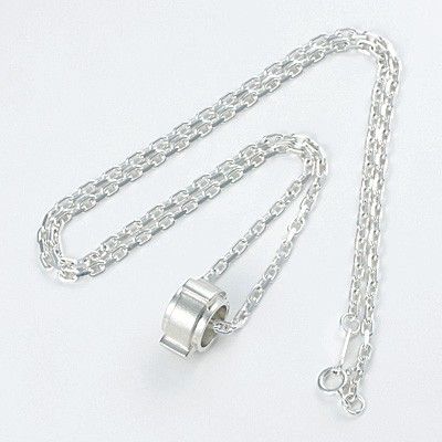 シルバーネックレス