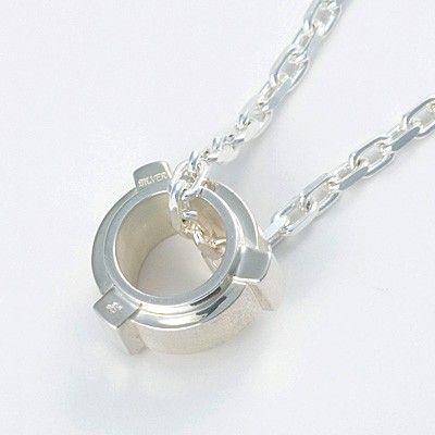 シルバーネックレス