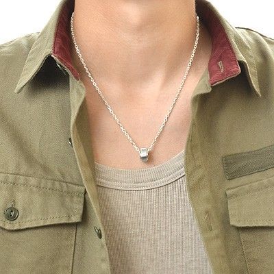 シルバーネックレス