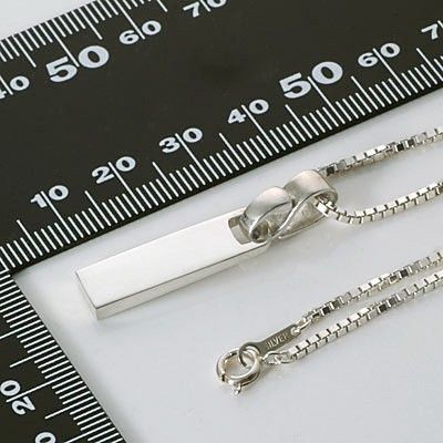 シルバーネックレス