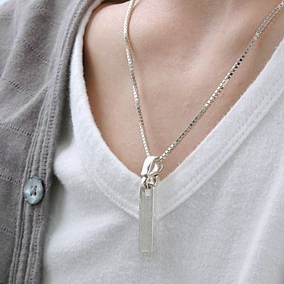 シルバーネックレス