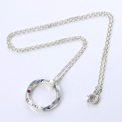 シルバーネックレス