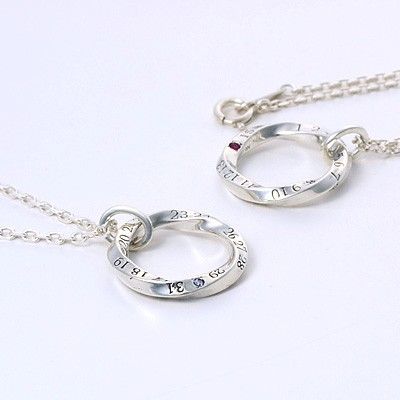 シルバーペアネックレス