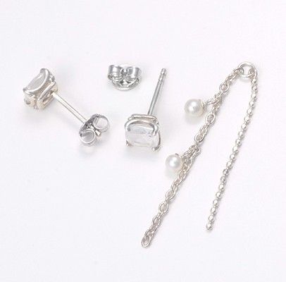 シルバースタッドピアス