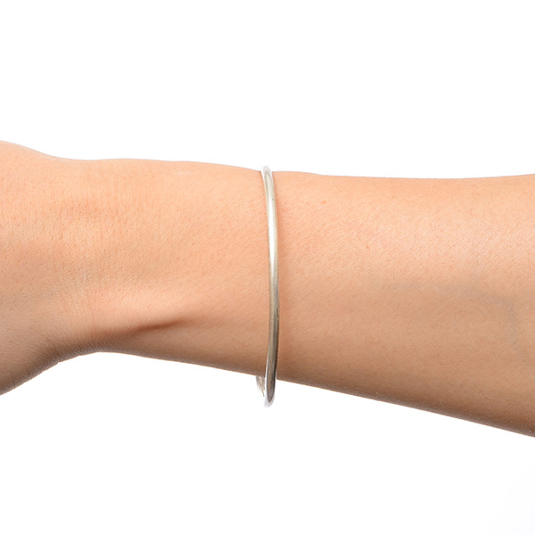 シルバーペアバングル