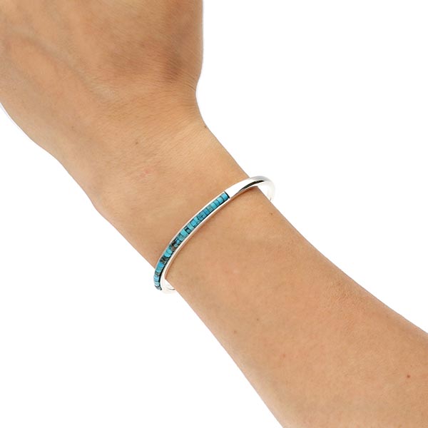 シルバーバングル