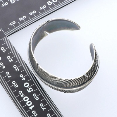 シルバーバングル