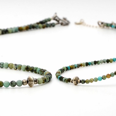 3連ビーズブレスレット