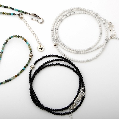 3連ビーズブレスレット