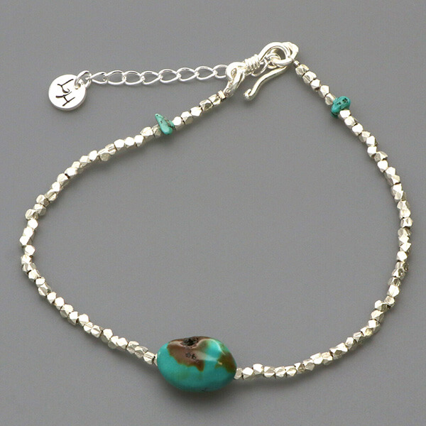 ビーズブレスレット