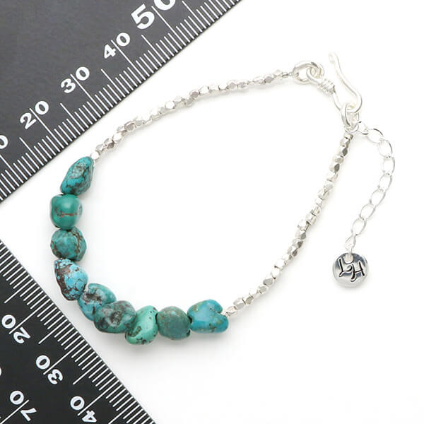 ビーズブレスレット