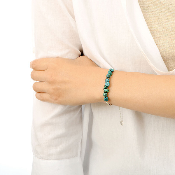 ビーズブレスレット