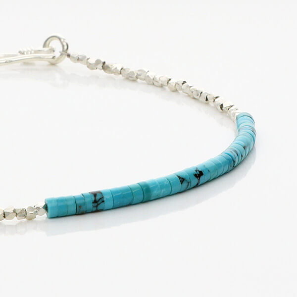 ビーズブレスレット