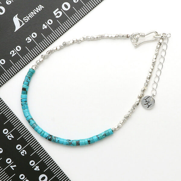 ビーズブレスレット