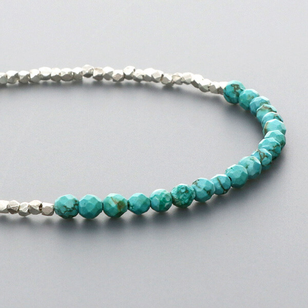 ビーズブレスレット