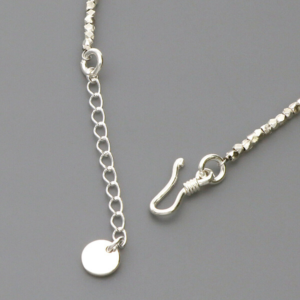 ビーズブレスレット