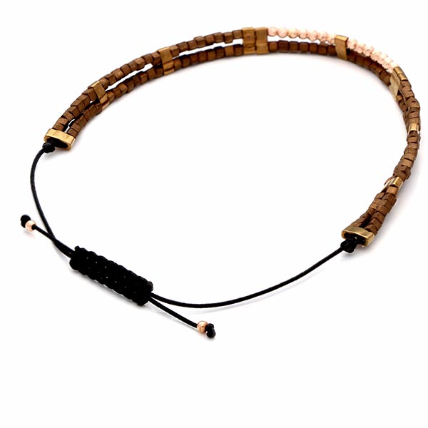 ウッドビーズブレスレット