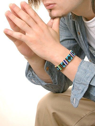 ビーズバングル