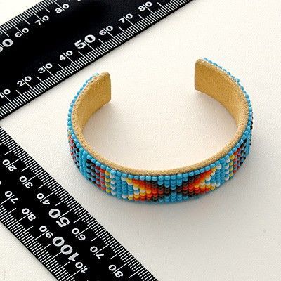 ビーズバングル