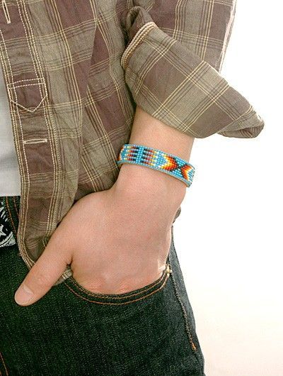 ビーズバングル