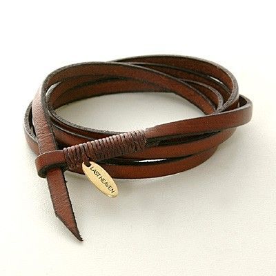 レザーブレスレット