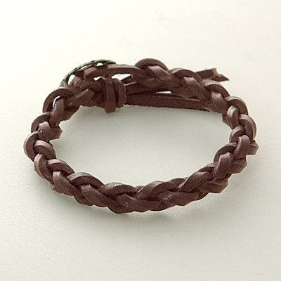 レザーブレスレット