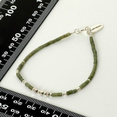 ビーズブレスレット