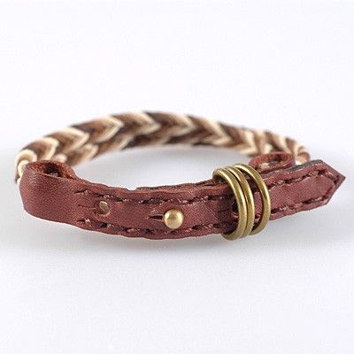 レザーブレスレット