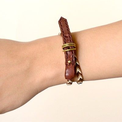 レザーブレスレット