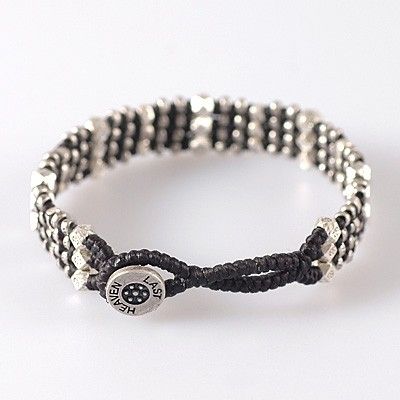 ビーズブレスレット