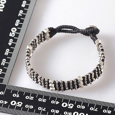 ビーズブレスレット