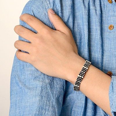 ビーズブレスレット