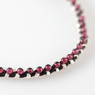 ビーズブレスレット