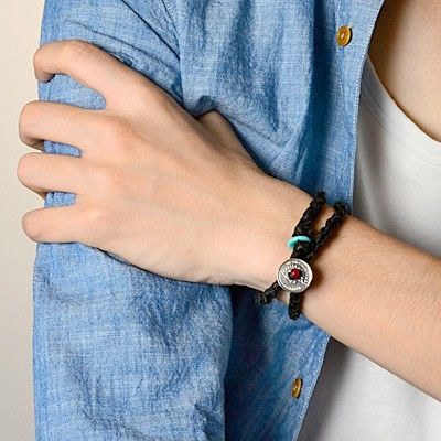 レザーブレスレット